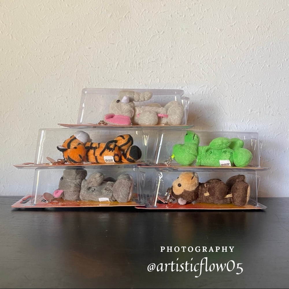 NEW! RETIRED! 2005 PEZ Safari Babies Complete Set - Picture 4 of 7